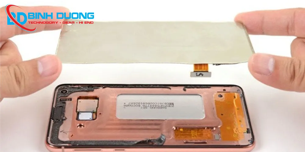 Dấu Hiệu Cần Thay Màn Hình Samsung S10e