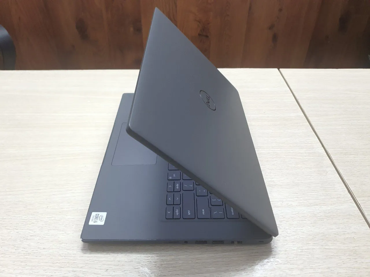 Laptop Dell Latitude 3410 i5-10310U Bình Dương