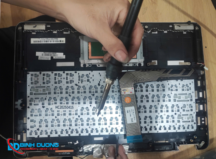 Dịch vụ thay bàn phím Laptop tại Bình Dương Computer