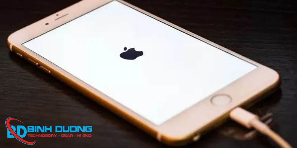 Bảng giá thay chân sạc iPhone XS Max Bình Dương