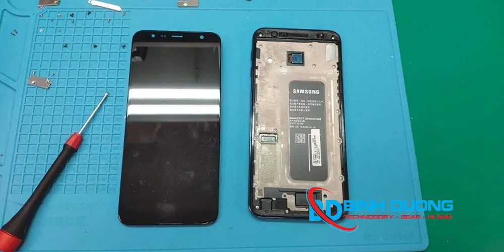 Thay màn hình Galaxy A51 chính hãng, lấy ngay giá rẻ, uy tín tại Bình Dương