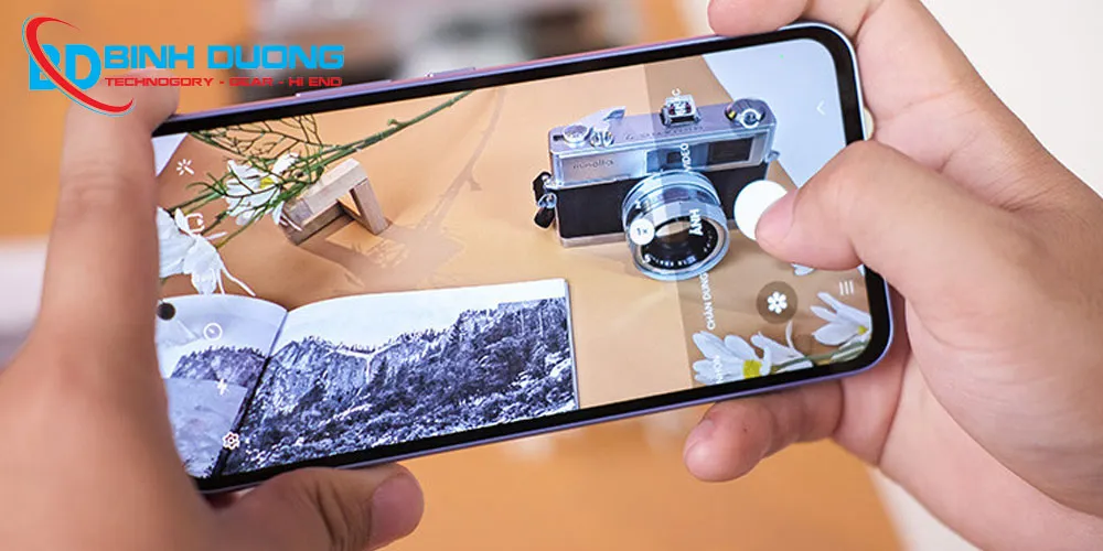 Thiết kế năng động, bền bỉ của điện thoại Samsung A54