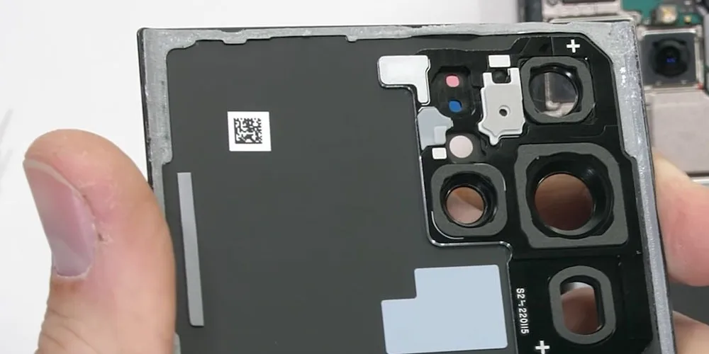 Thay kính lưng Samsung S22 ultra