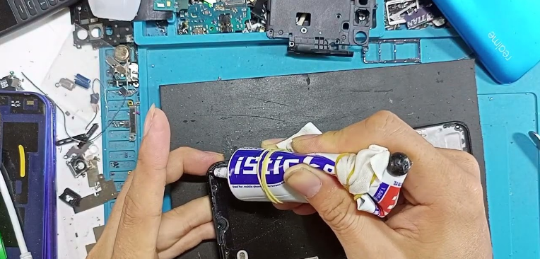 thay màn hình realme c3i