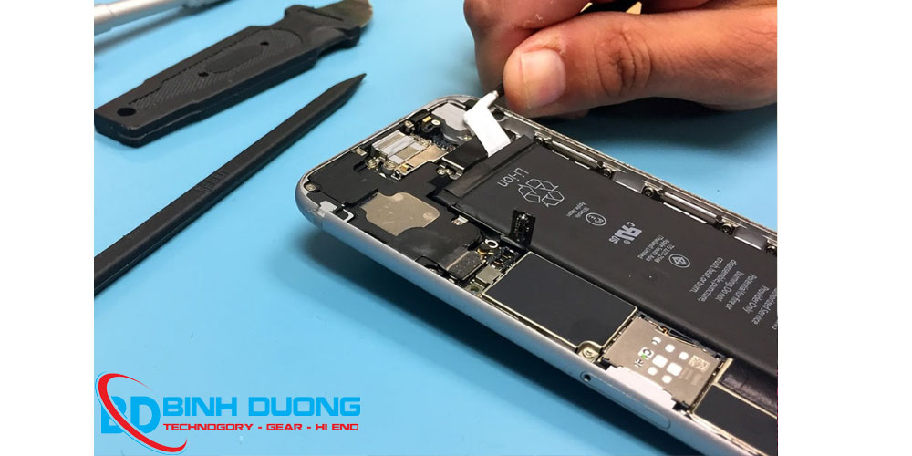 Dịch vụ thay Pin điện thoại iPhone 13