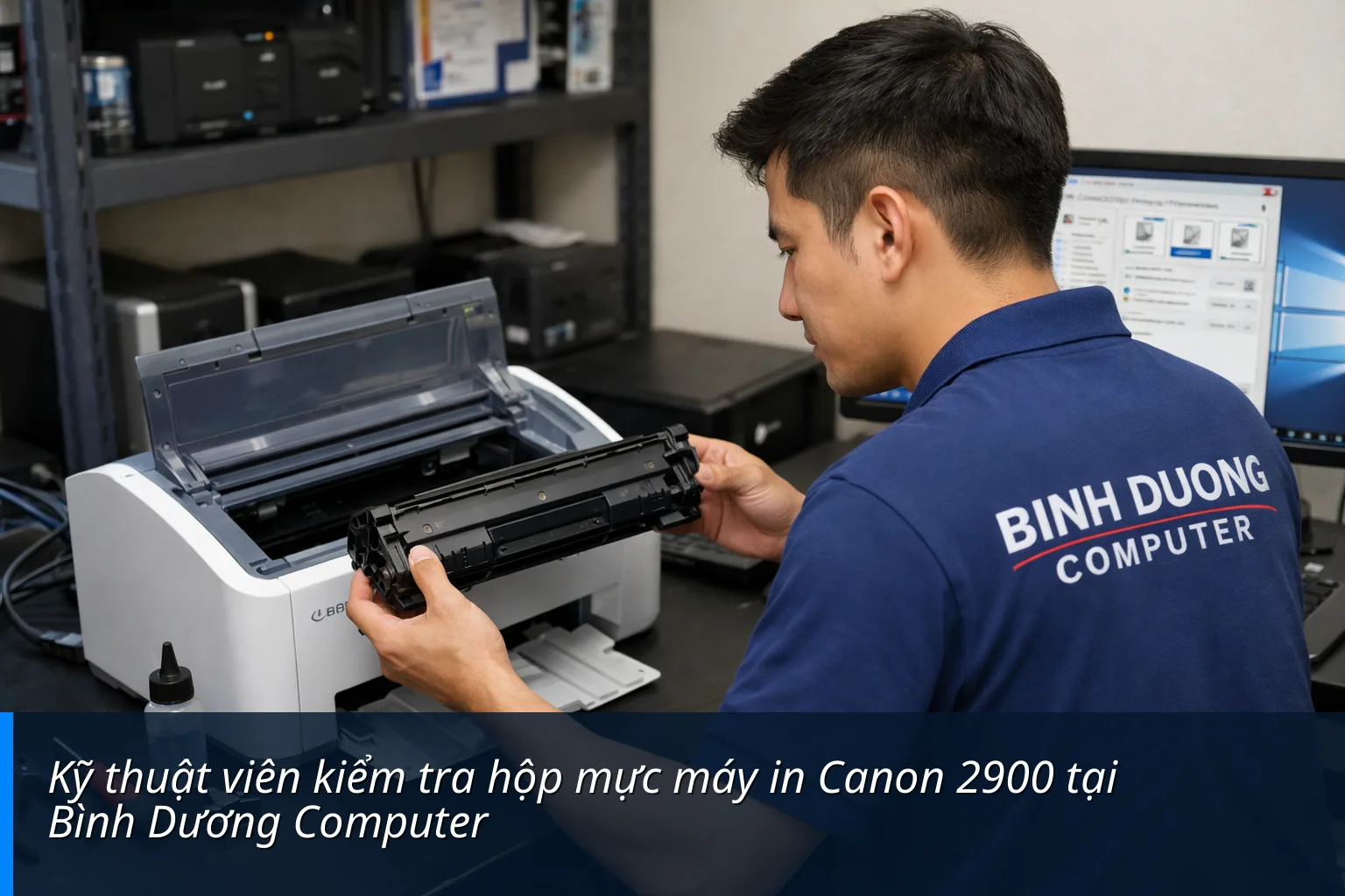 Kỹ thuật viên kiểm tra hộp mực máy in Canon 2900 tại Bình Dương Computer - Cách chỉnh mực máy in Canon 2900
